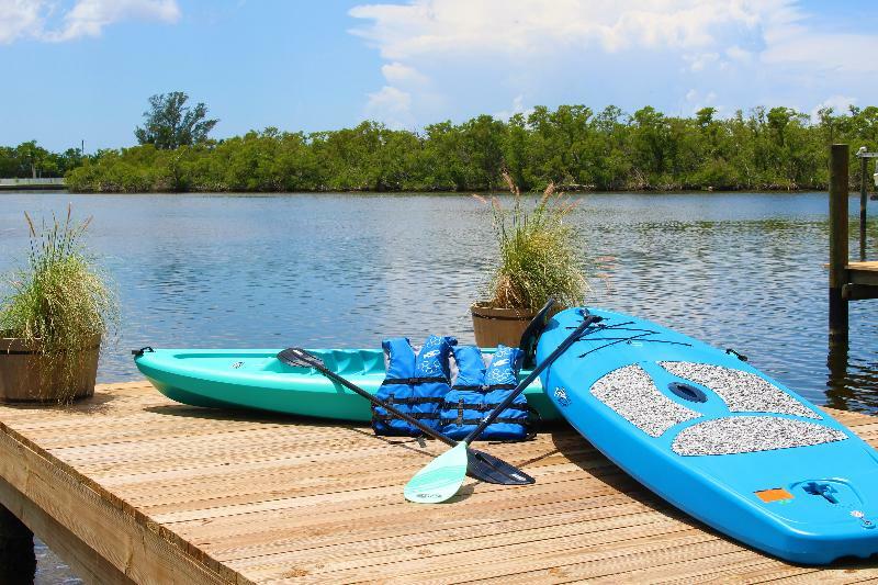 Latitude 26 Waterfront Boutique Resort - Bonita Springs Εξωτερικό φωτογραφία